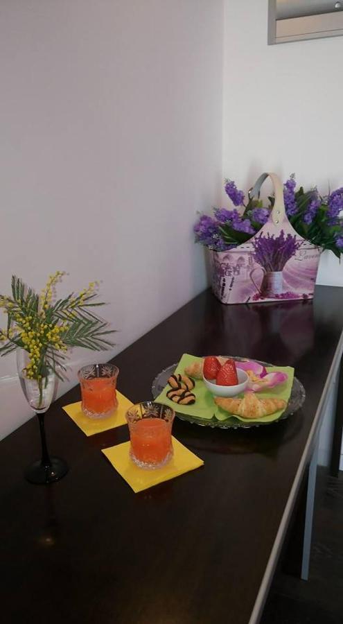 Cazzago  Hotel In - Lounge Room מראה חיצוני תמונה