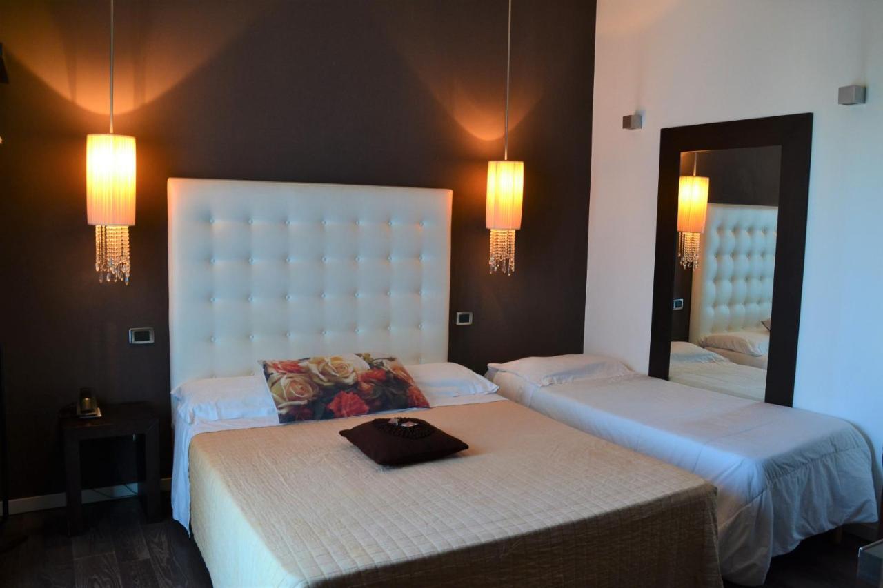 Cazzago  Hotel In - Lounge Room מראה חיצוני תמונה