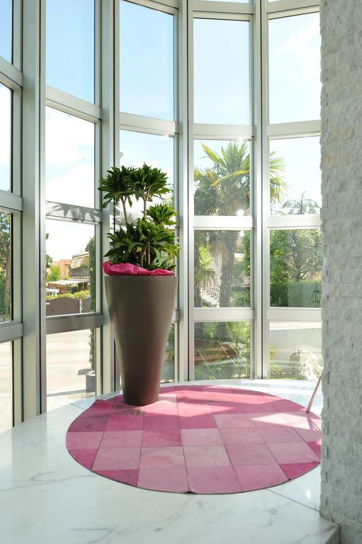 Cazzago  Hotel In - Lounge Room מראה חיצוני תמונה