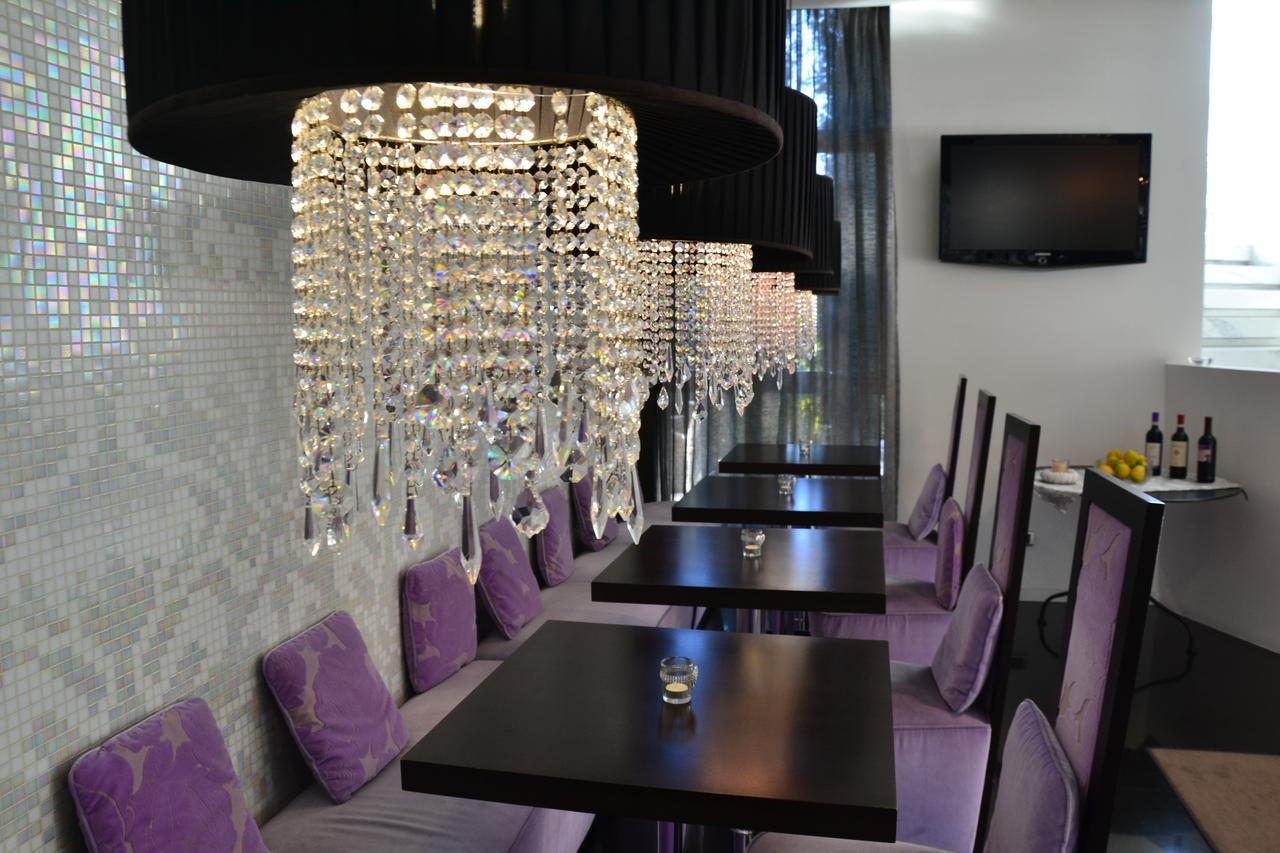 Cazzago  Hotel In - Lounge Room מראה חיצוני תמונה