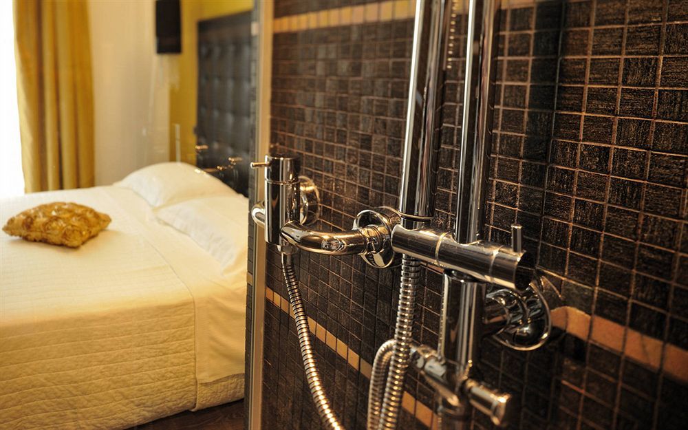 Cazzago  Hotel In - Lounge Room מראה חיצוני תמונה